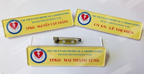 Làm bảng tên nhân viên tại Đà Nẵng